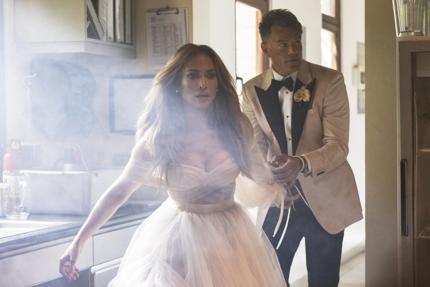 Un matrimonio esplosivo: Da domani su Prime Video il film con Jennifer Lopez e Josh Duhamel