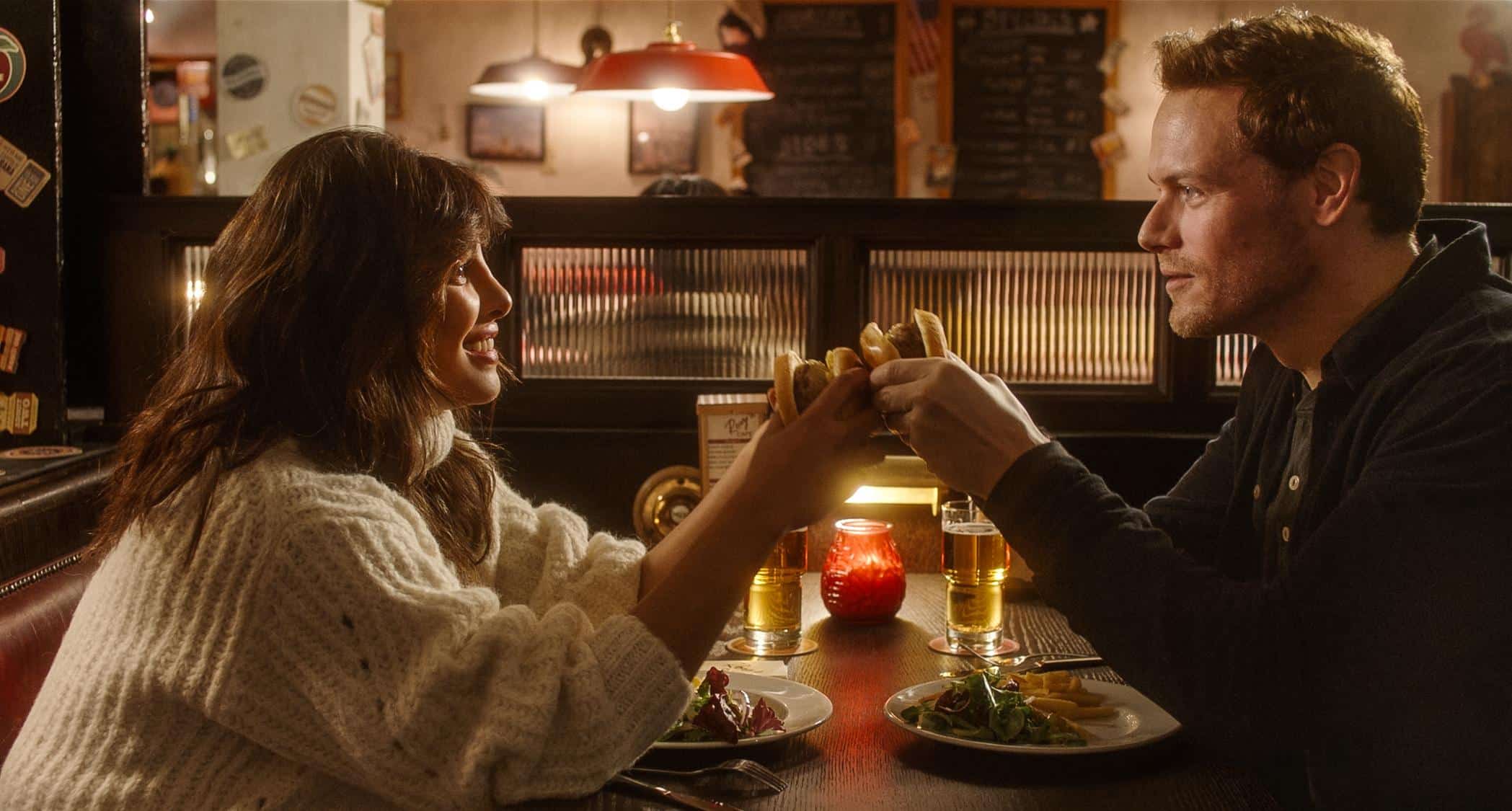 Love Again, il film con Priyanka Chopra Jonas e Sam Heughan dall' 11 maggio al cinema